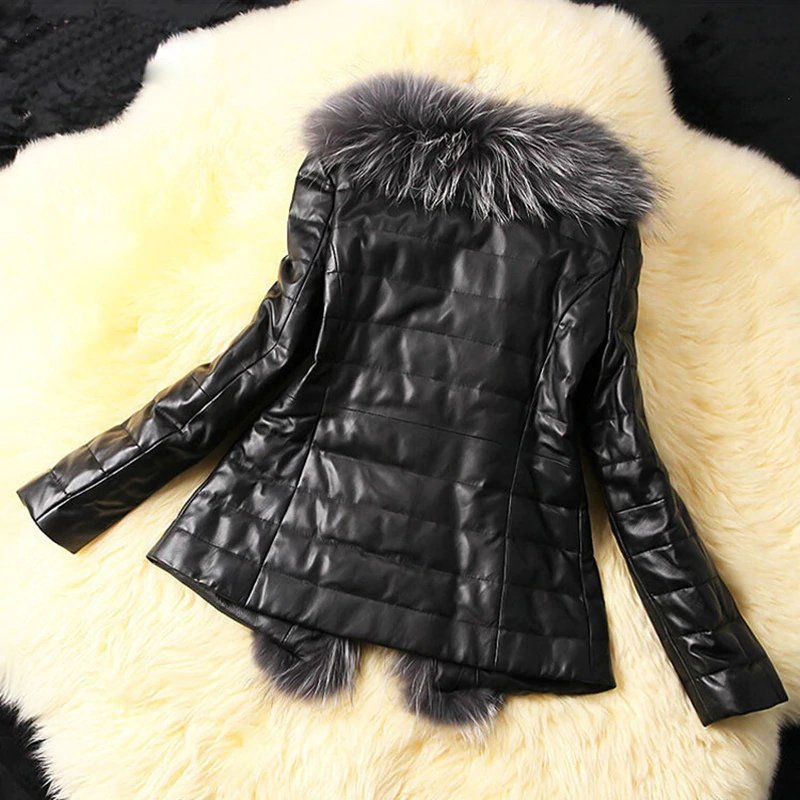 Куртка черная меховая
